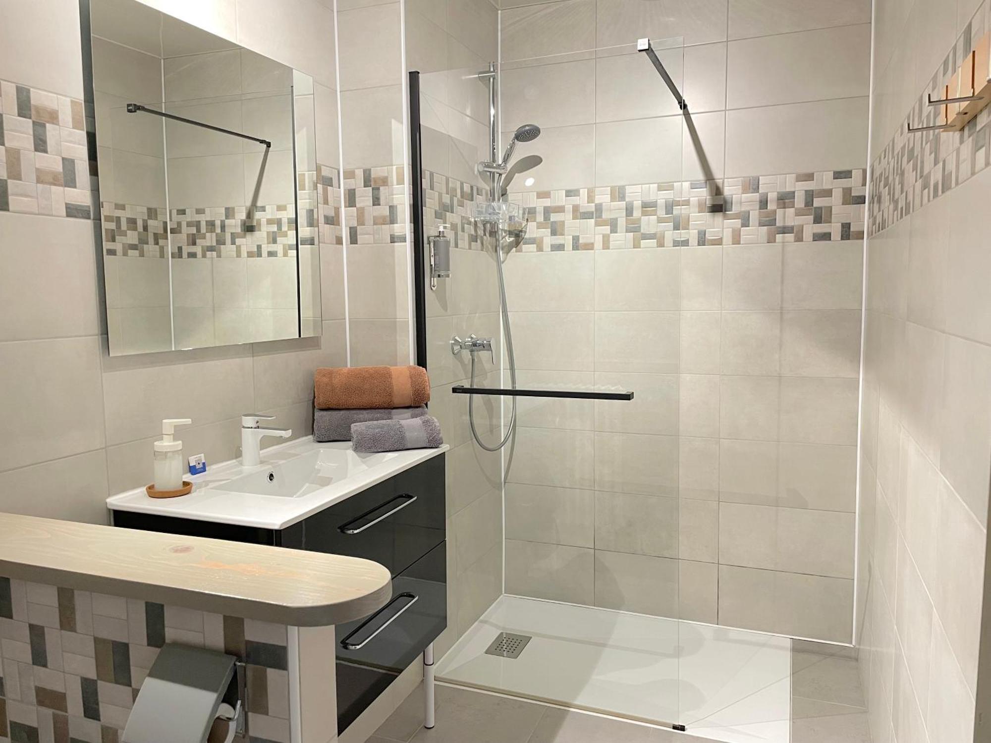 Atypique Detour Bed & Breakfast Rosans Екстериор снимка