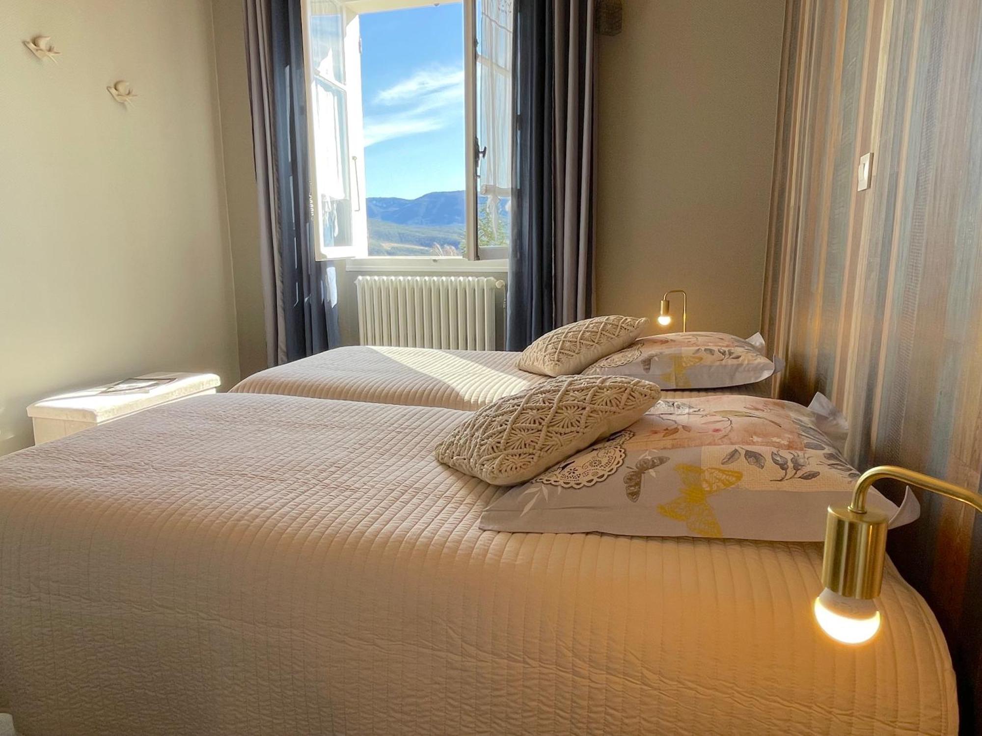 Atypique Detour Bed & Breakfast Rosans Екстериор снимка