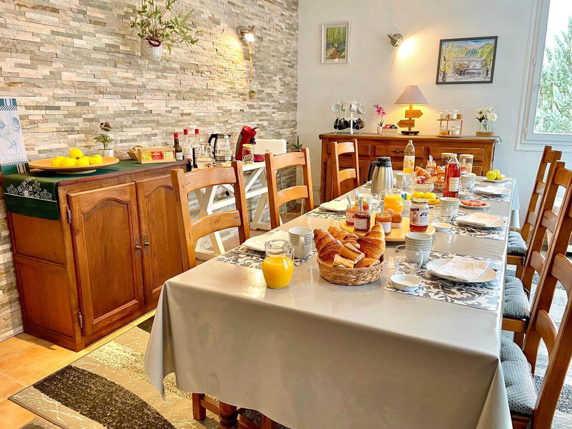 Atypique Detour Bed & Breakfast Rosans Екстериор снимка
