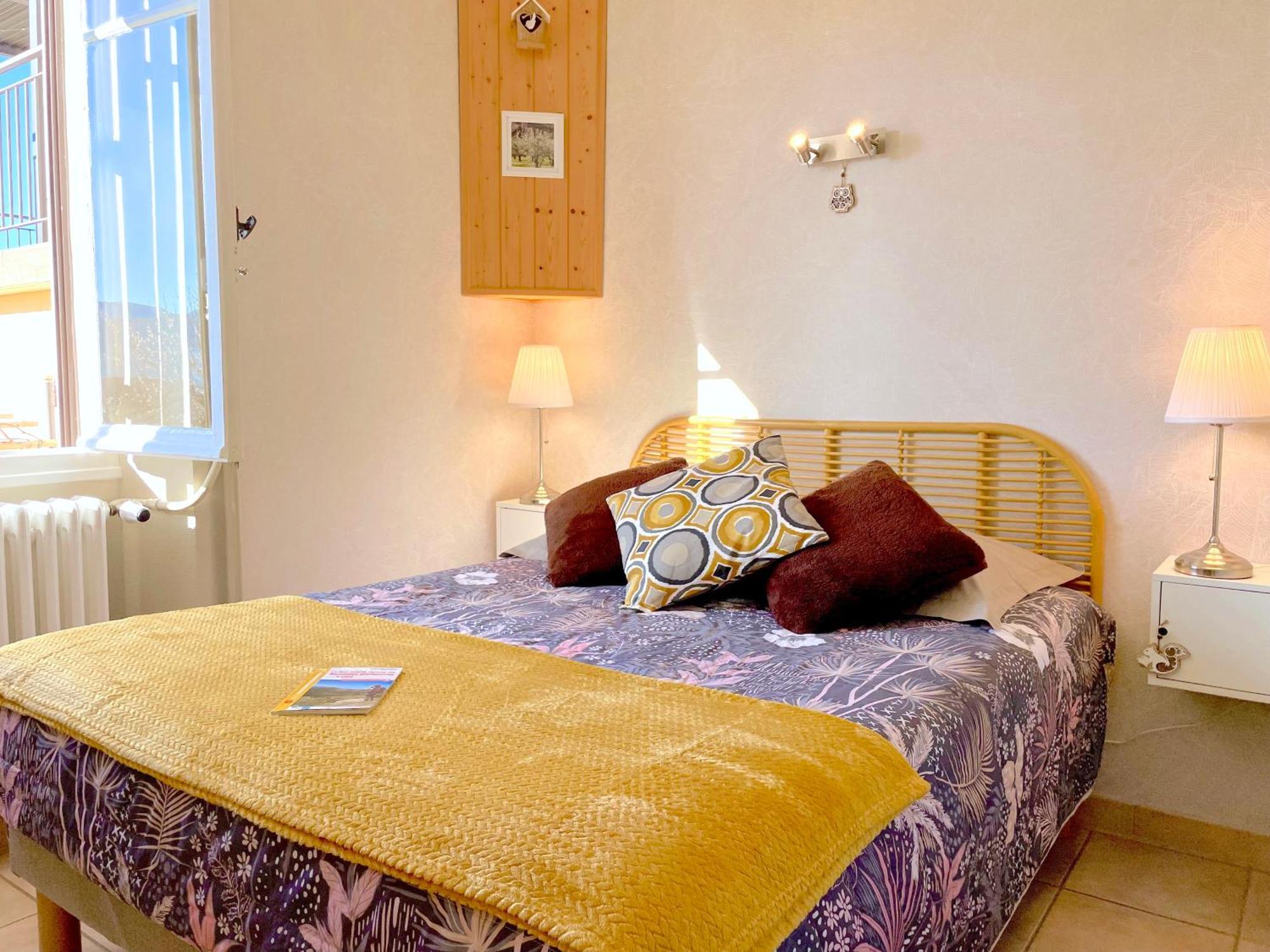 Atypique Detour Bed & Breakfast Rosans Екстериор снимка